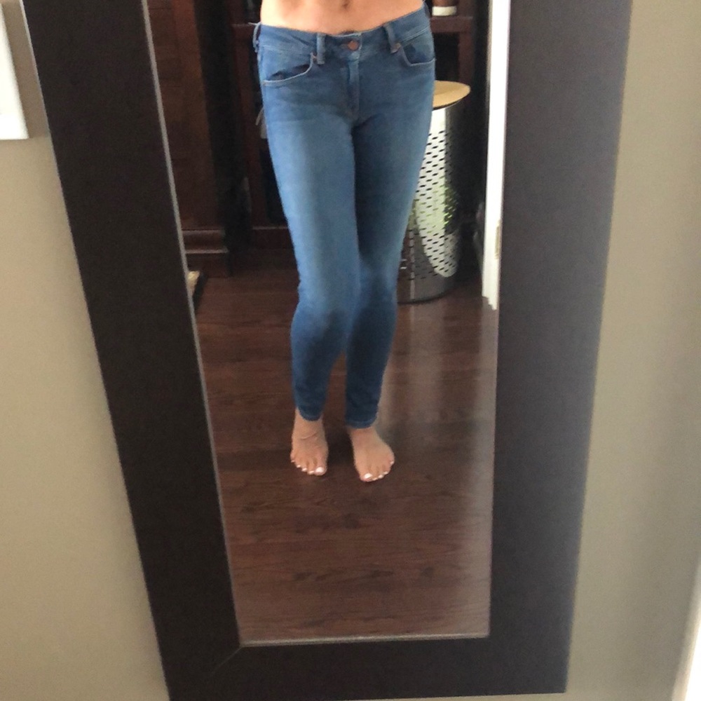 Stretchy skinny jeans